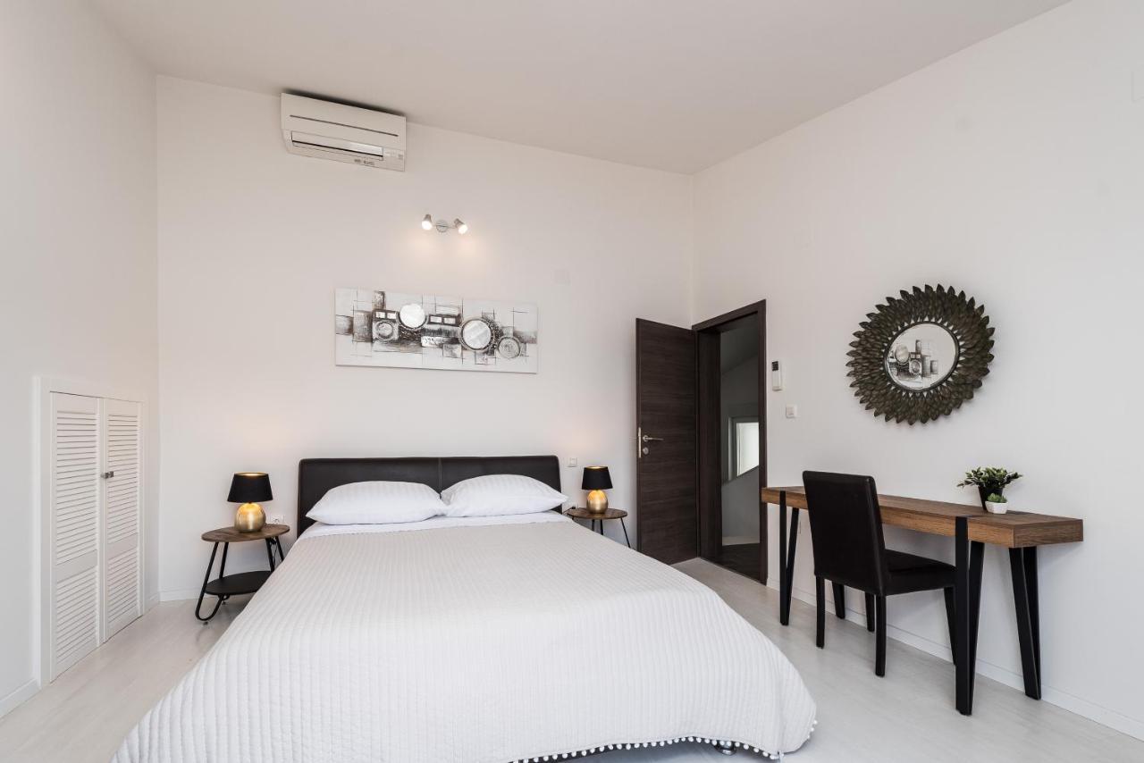 Apartment Anita Savar